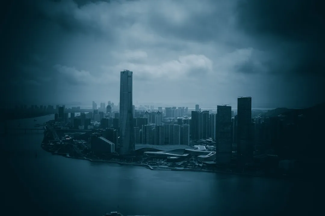 奉节县禾诺家禽饲养专业合作社：散养土鸡与圈养鸡的养殖模式对比分析